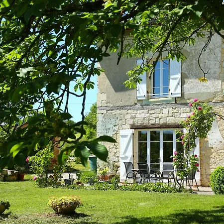 Bed & Breakfast D'hotes Domaine De Laubal 3*
