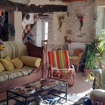 D'hotes Domaine De Laubal Bed & Breakfast Gaillac